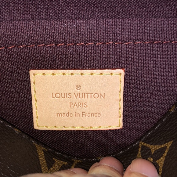 Louis Vuitton Favorite MM - Picture 5 of 16